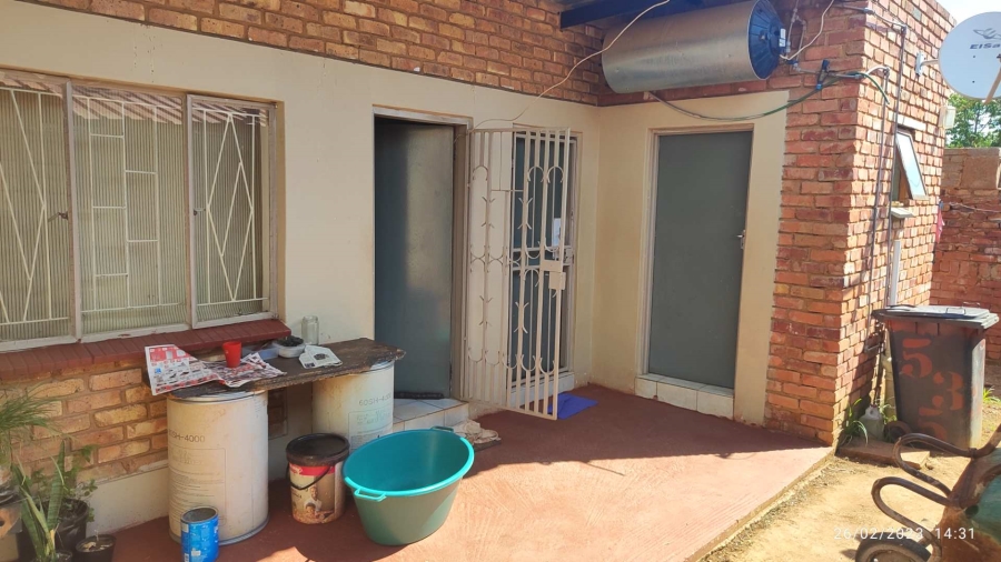 2 Bedroom Property for Sale in Eersterust Gauteng