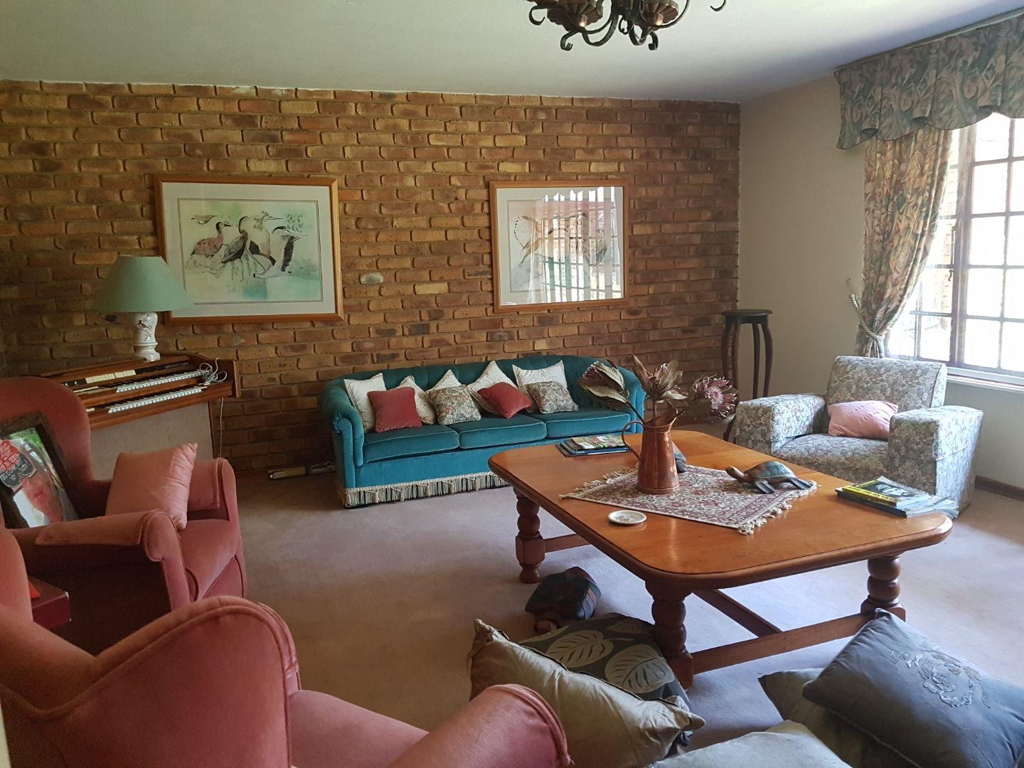 4 Bedroom Property for Sale in Buffelsdrift Gauteng