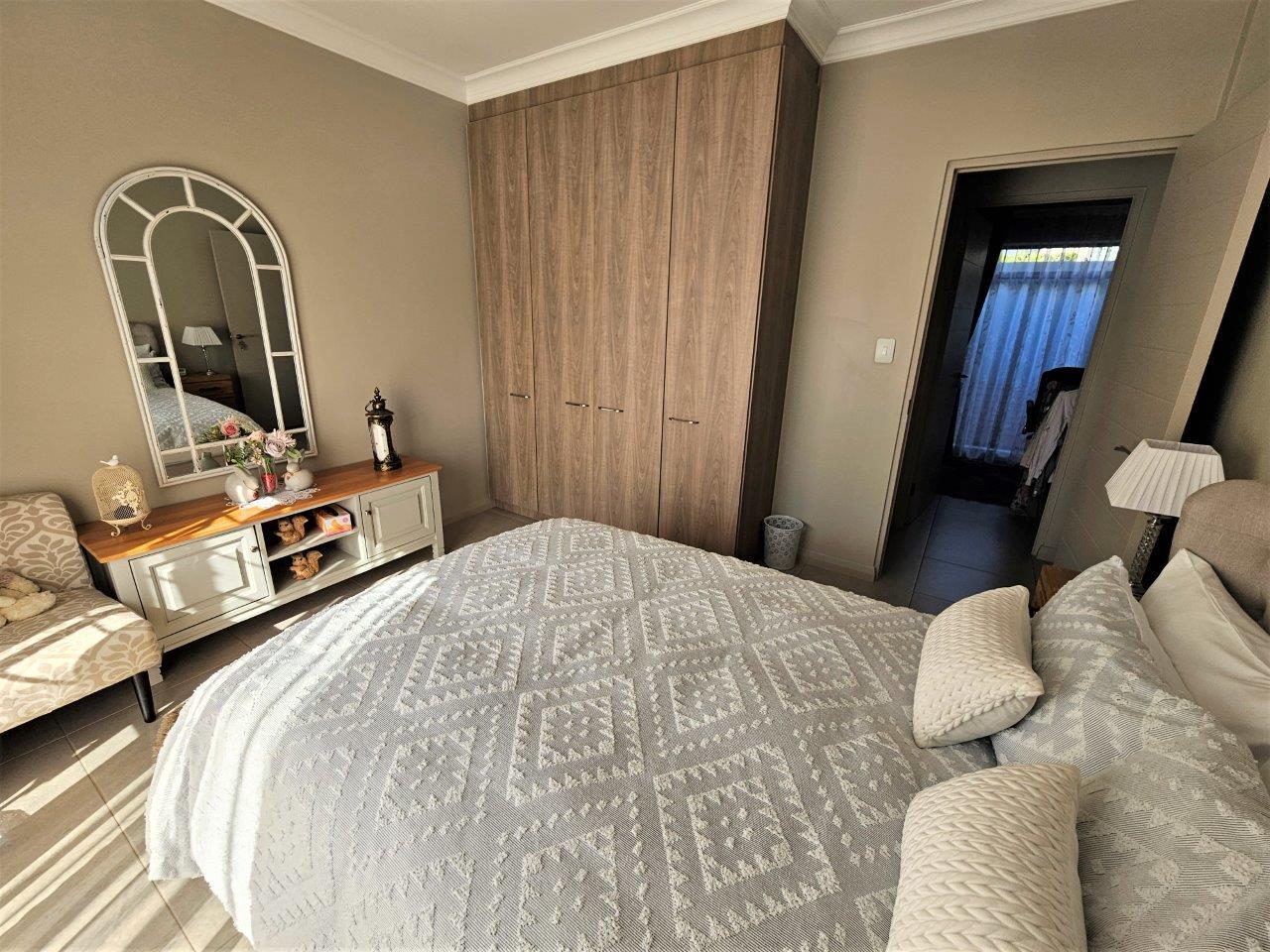 3 Bedroom Property for Sale in Waterkloof Ridge Gauteng