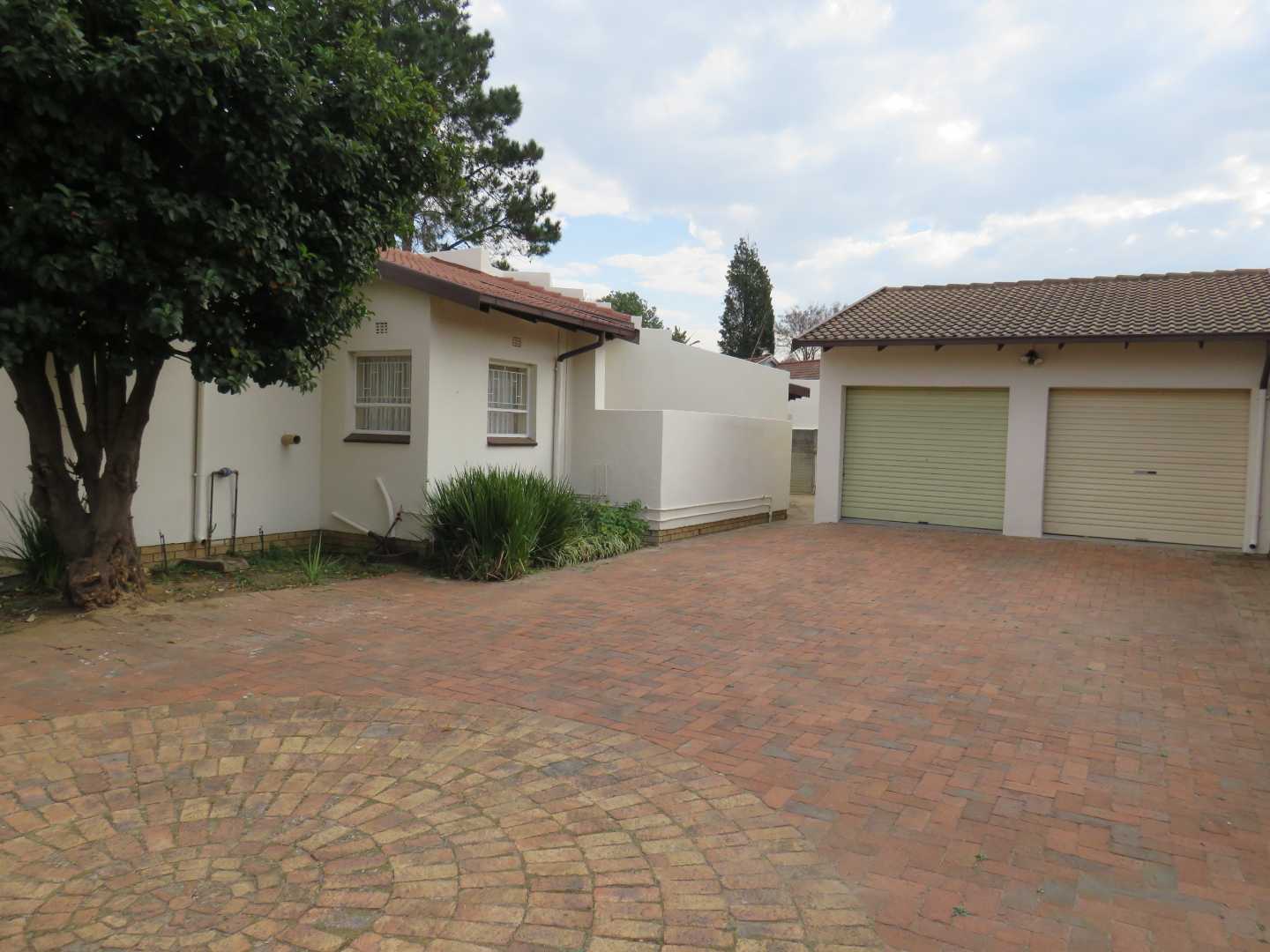 Kibler Park Property Property and Houses for Sale in Kibler Park.