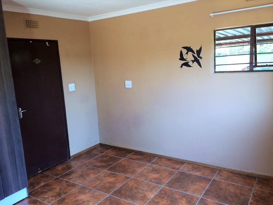 To Let 7 Bedroom Property for Rent in Randburg Gauteng