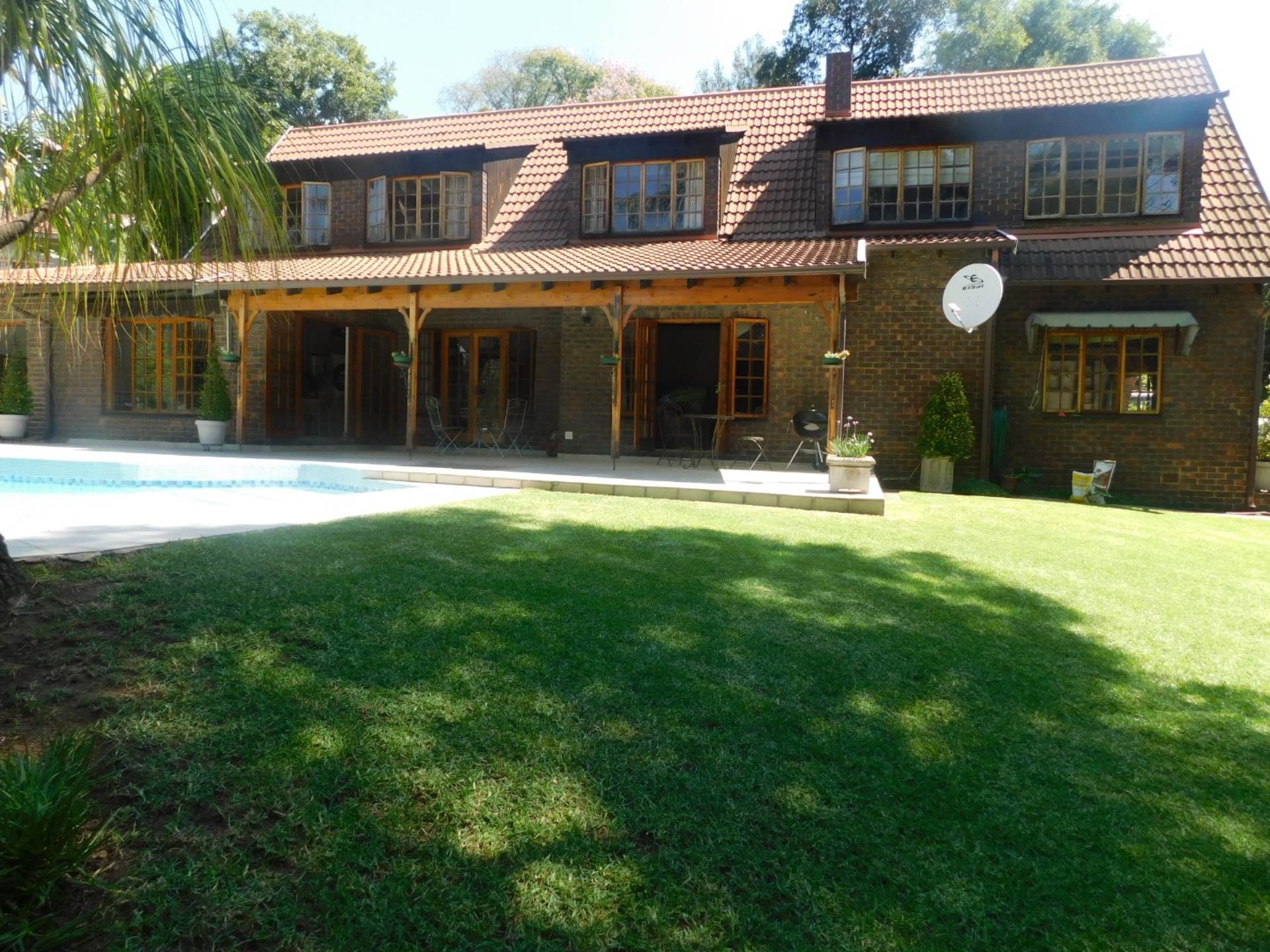 To Let 5 Bedroom Property for Rent in River Club Gauteng