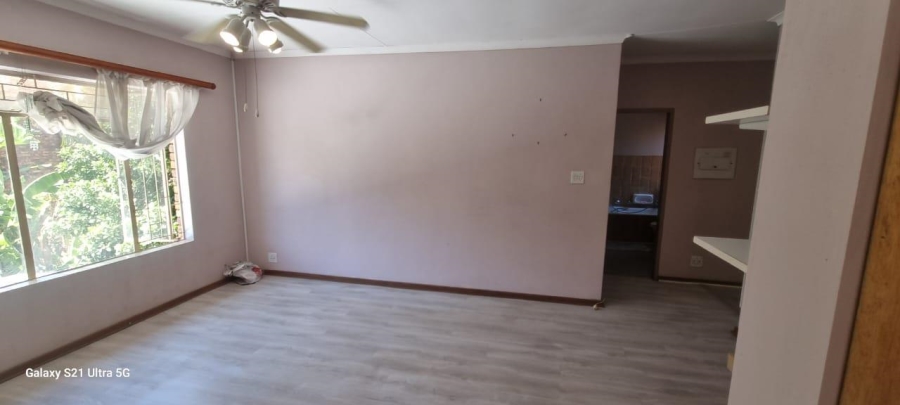 2 Bedroom Property for Sale in Wierdapark Gauteng