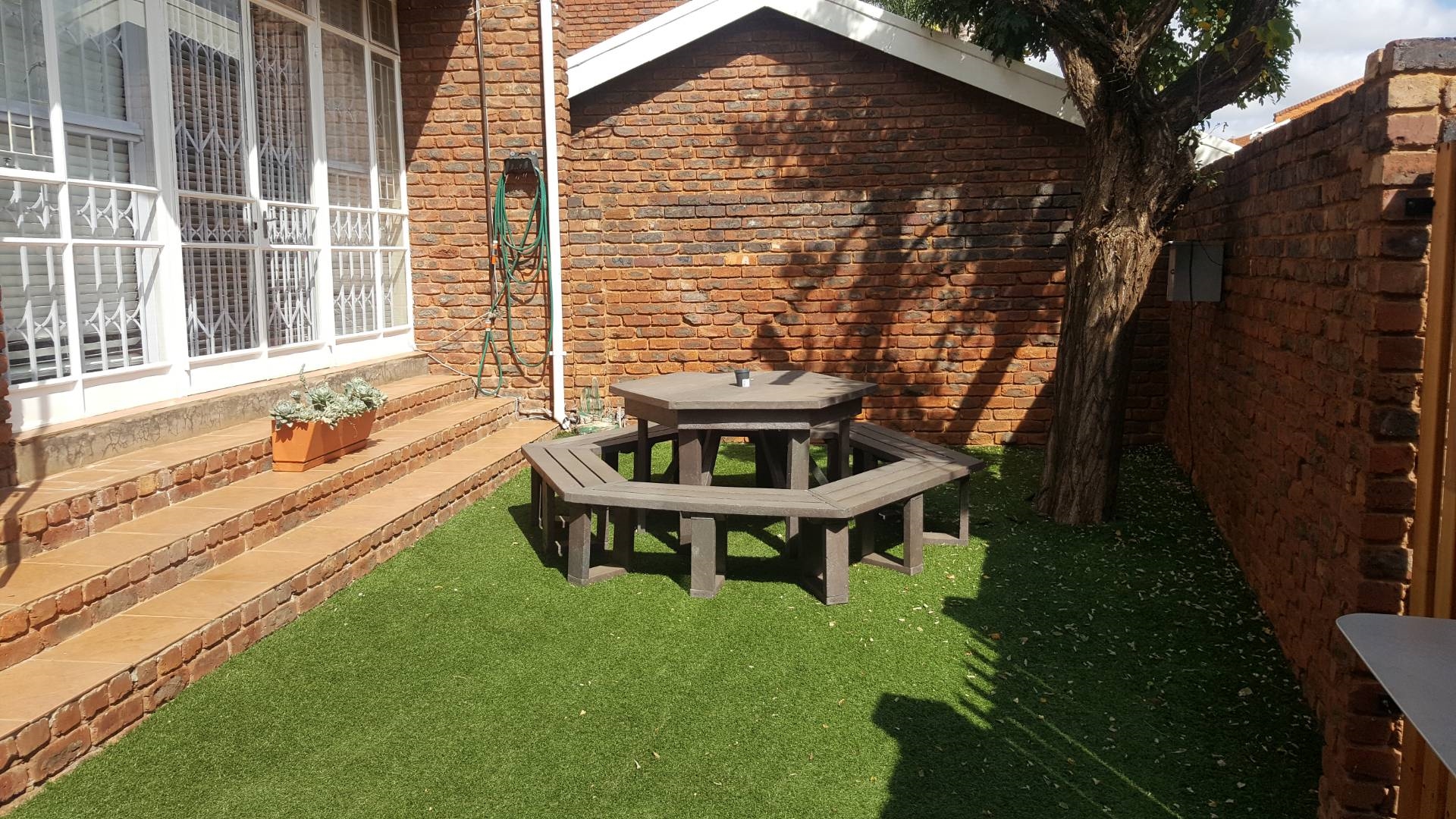 3 Bedroom Property for Sale in Hennopspark Gauteng