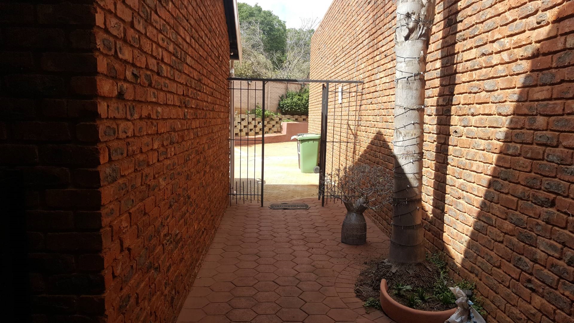 3 Bedroom Property for Sale in Hennopspark Gauteng