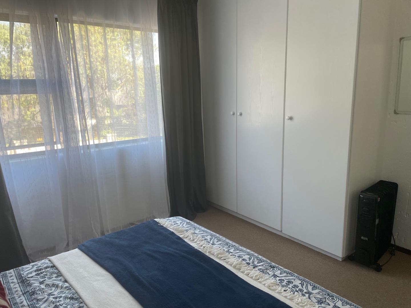 2 Bedroom Property for Sale in Sunninghill Gauteng