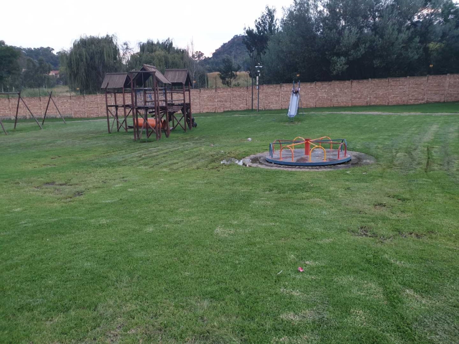 2 Bedroom Property for Sale in Meredale Gauteng