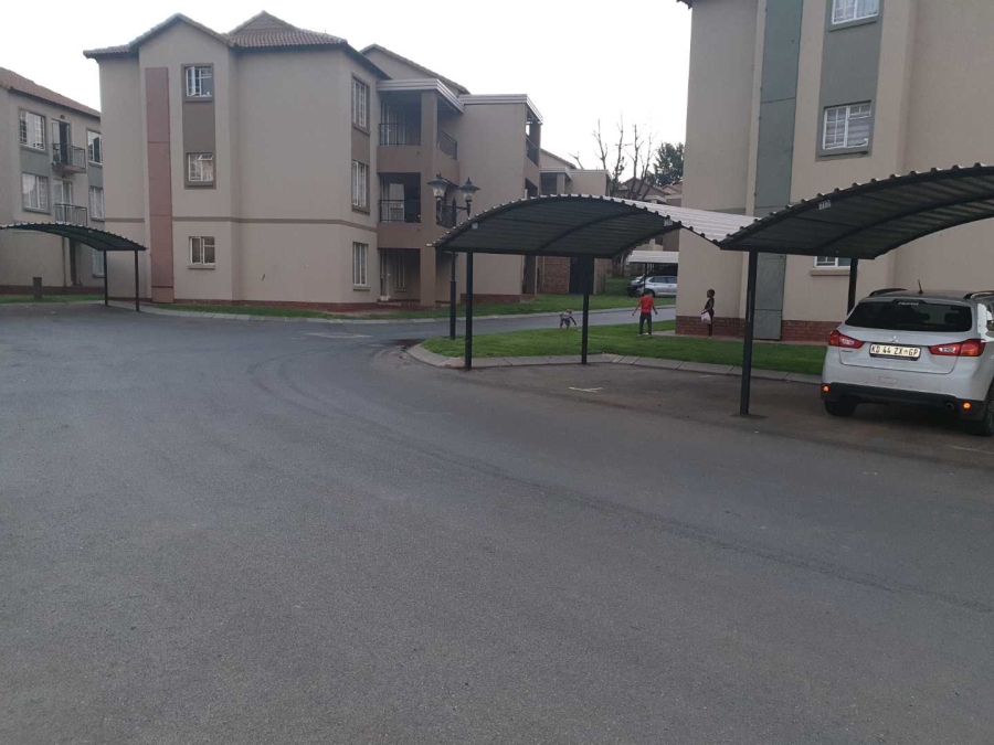 2 Bedroom Property for Sale in Meredale Gauteng