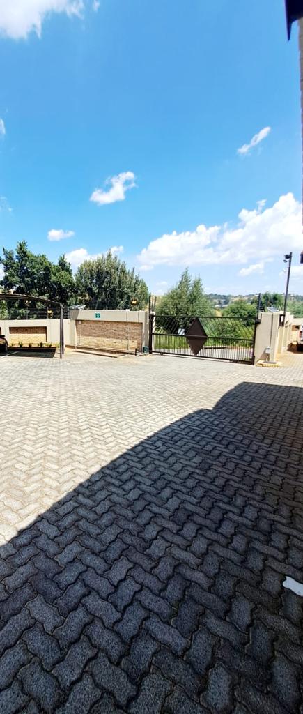 2 Bedroom Property for Sale in Krugersdorp Gauteng