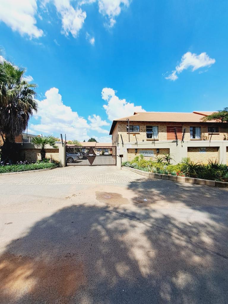 2 Bedroom Property for Sale in Krugersdorp Gauteng