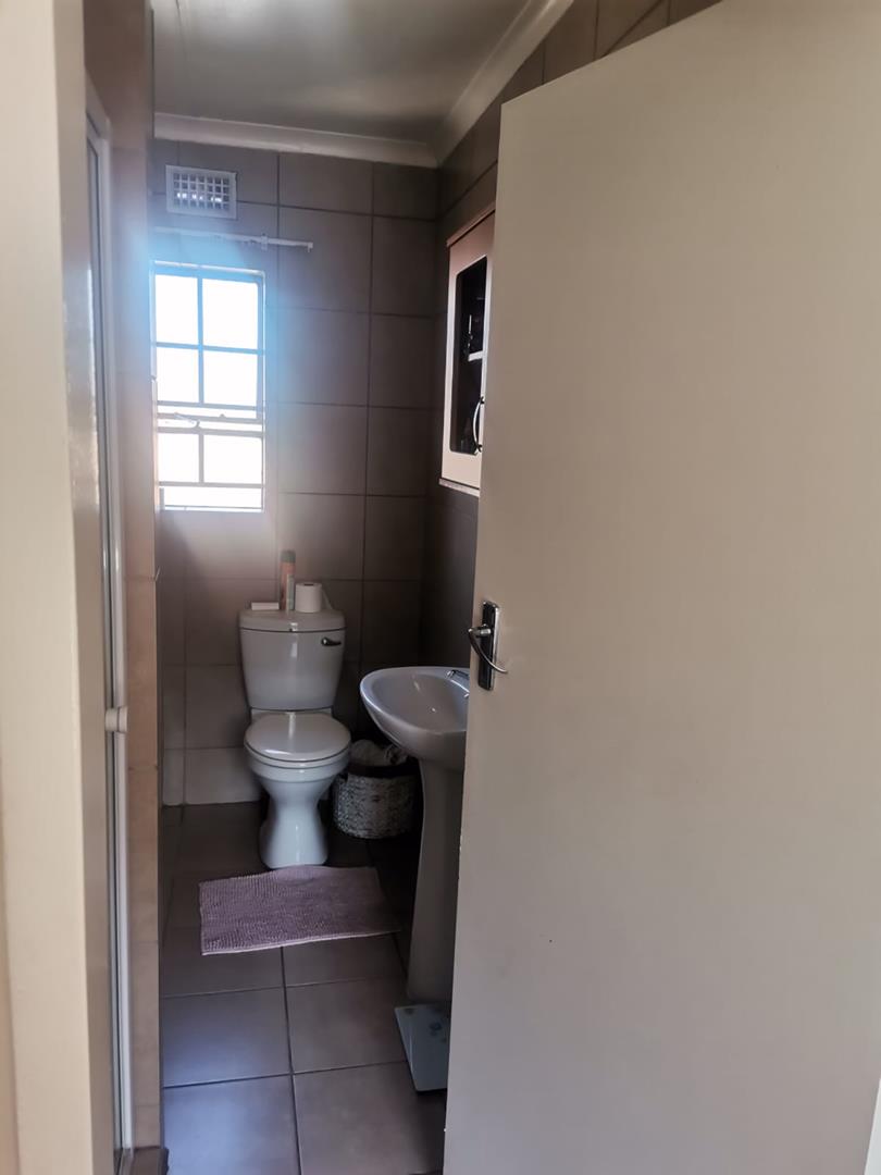 3 Bedroom Property for Sale in Thatch Hill Estate Gauteng