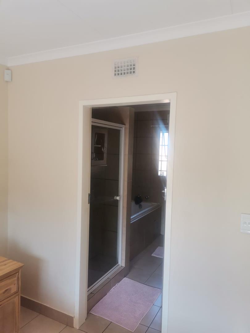 3 Bedroom Property for Sale in Thatch Hill Estate Gauteng