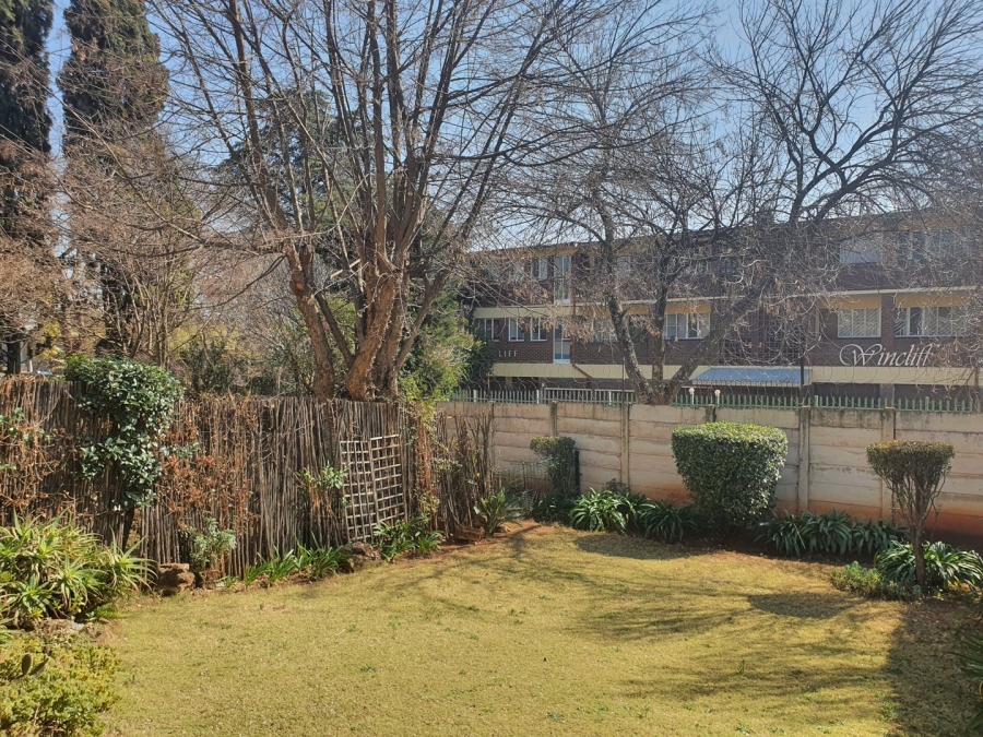 1 Bedroom Property for Sale in Windsor West Gauteng