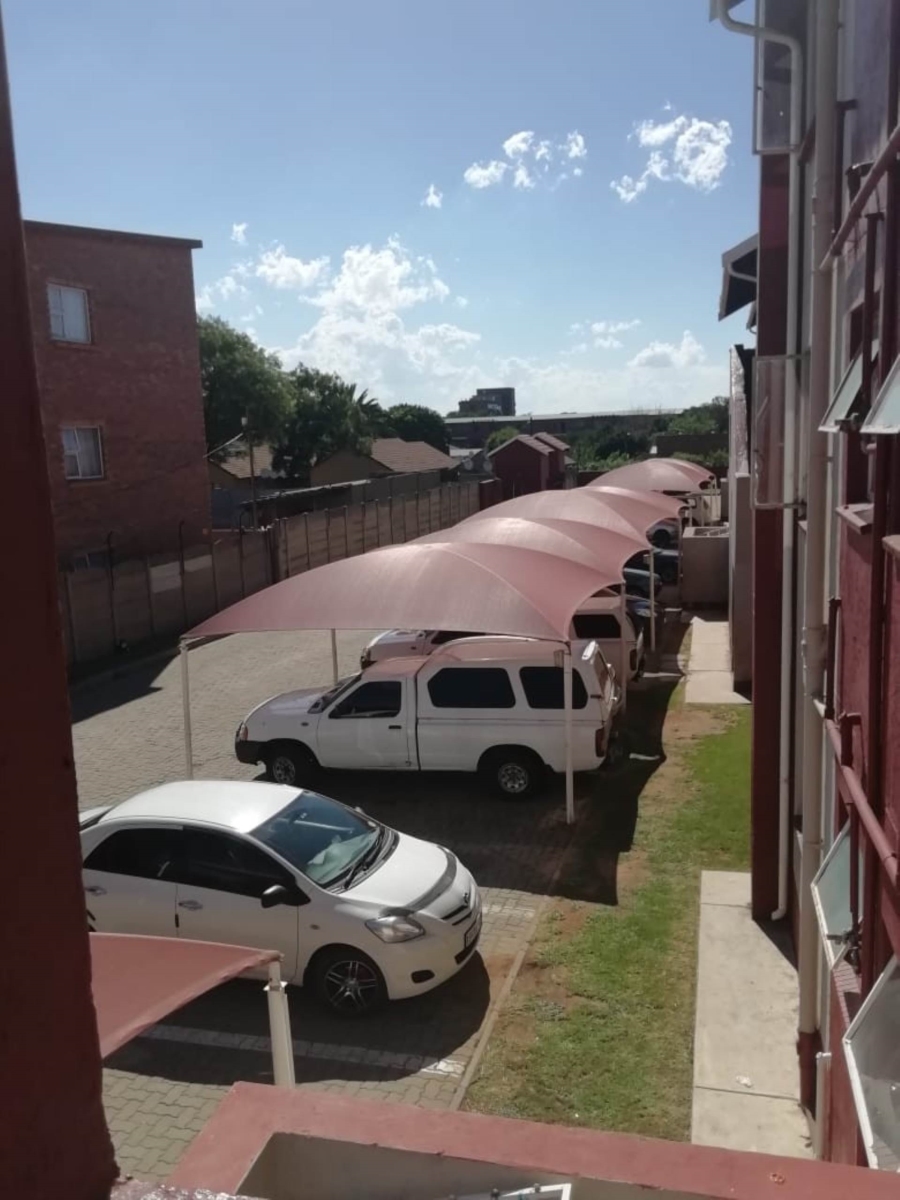 1 Bedroom Property for Sale in Kempton Park Central Gauteng