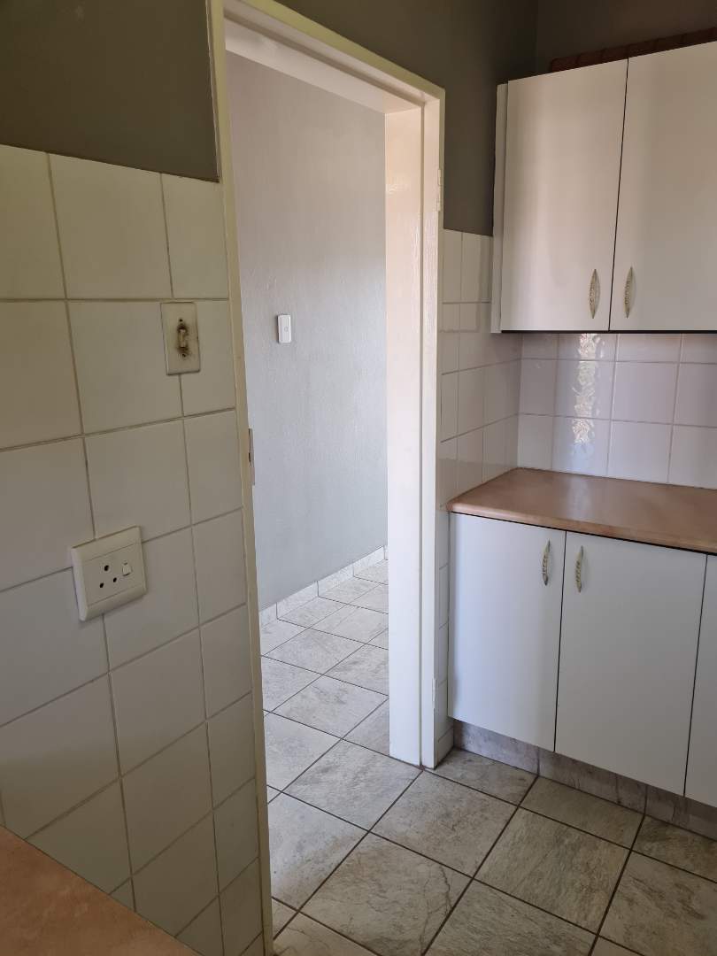 To Let 1 Bedroom Property for Rent in Horison Gauteng