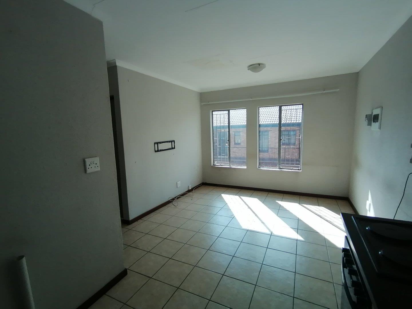 2 Bedroom Property for Sale in The Orchards Gauteng