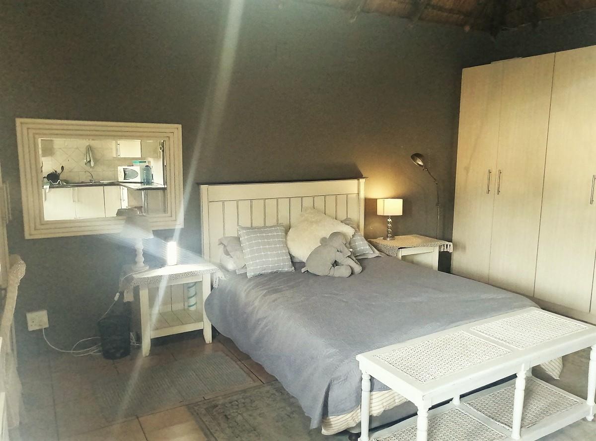 To Let 1 Bedroom Property for Rent in Morningside Manor Gauteng