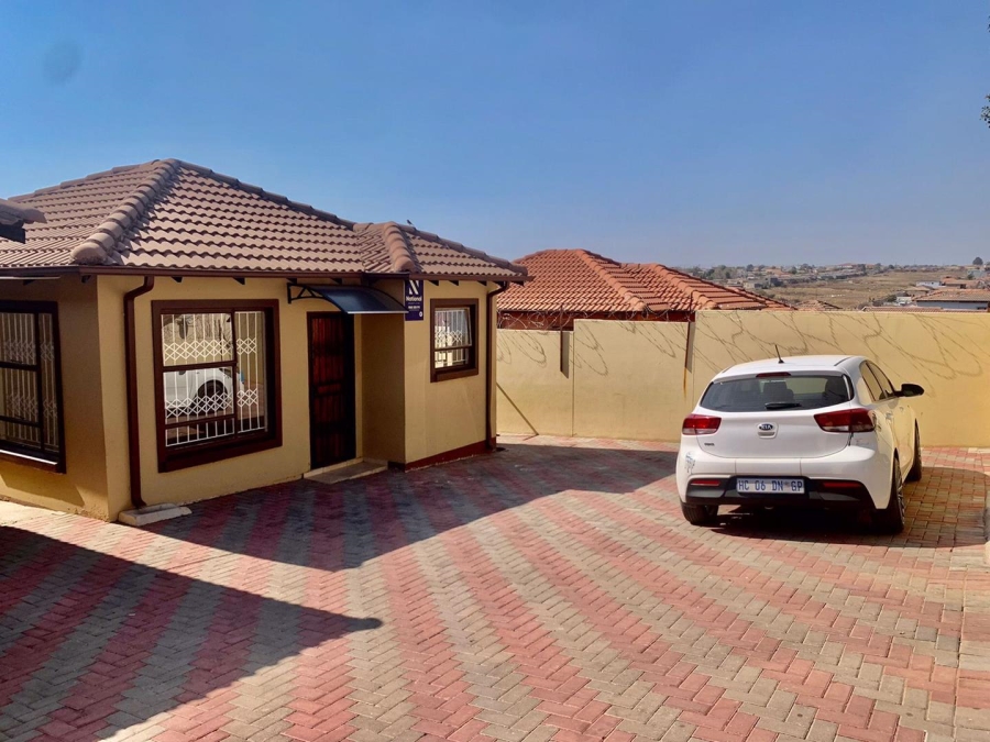 10 Bedroom Property for Sale in Walkerville Gauteng