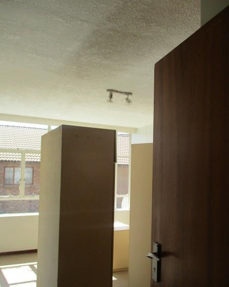 To Let 1 Bedroom Property for Rent in Pretoria North Gauteng