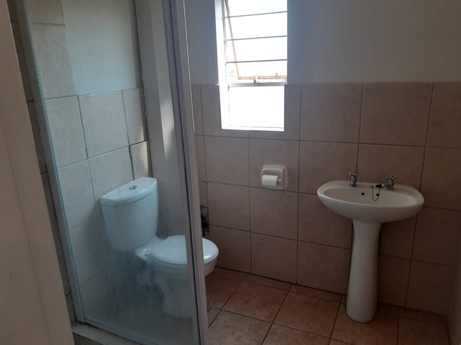 2 Bedroom Property for Sale in Westdene Gauteng