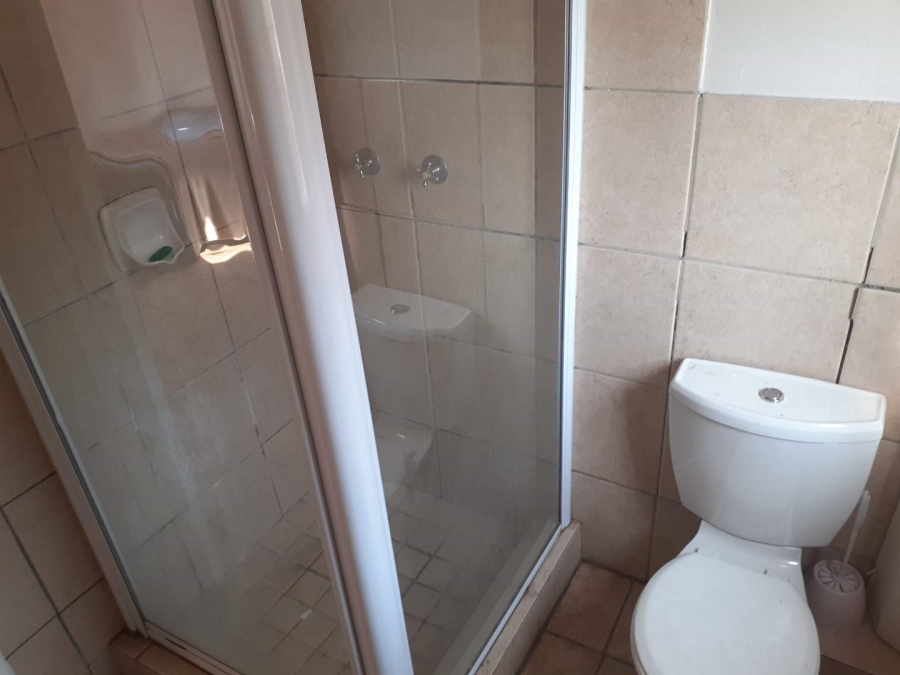 2 Bedroom Property for Sale in Westdene Gauteng