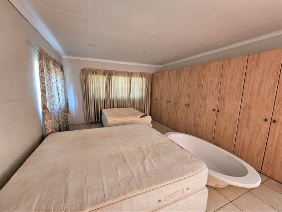 3 Bedroom Property for Sale in Elandsfontein A H Gauteng