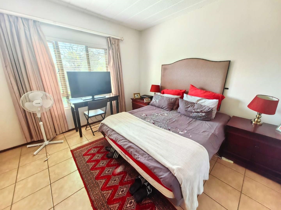 4 Bedroom Property for Sale in Lonehill Gauteng