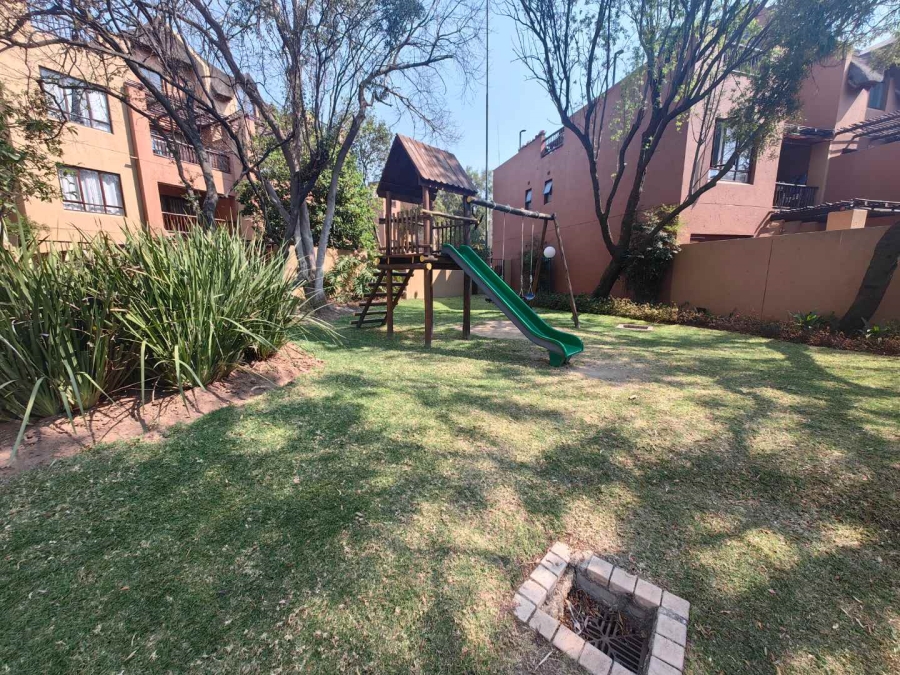 4 Bedroom Property for Sale in Lonehill Gauteng