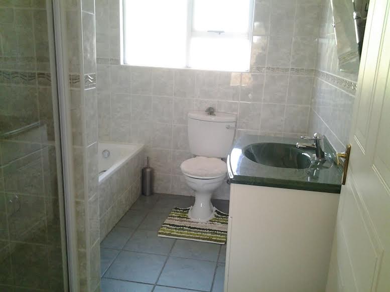 To Let 3 Bedroom Property for Rent in Wendywood Gauteng