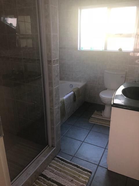 To Let 3 Bedroom Property for Rent in Wendywood Gauteng