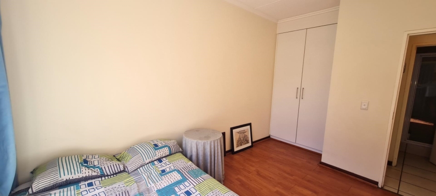 1 Bedroom Property for Sale in Beverley Gauteng