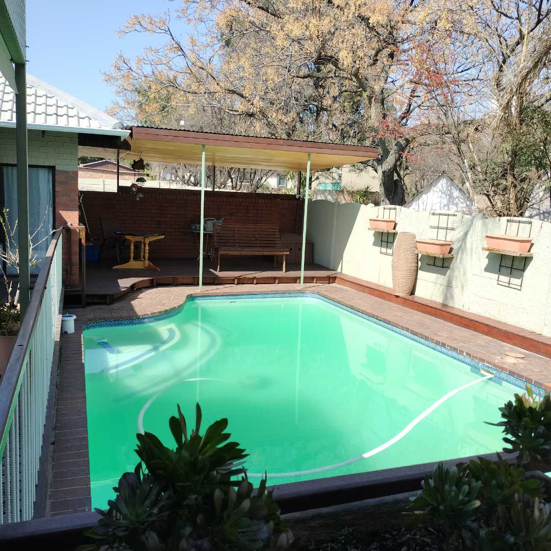 5 Bedroom Property for Sale in Lambton Gauteng