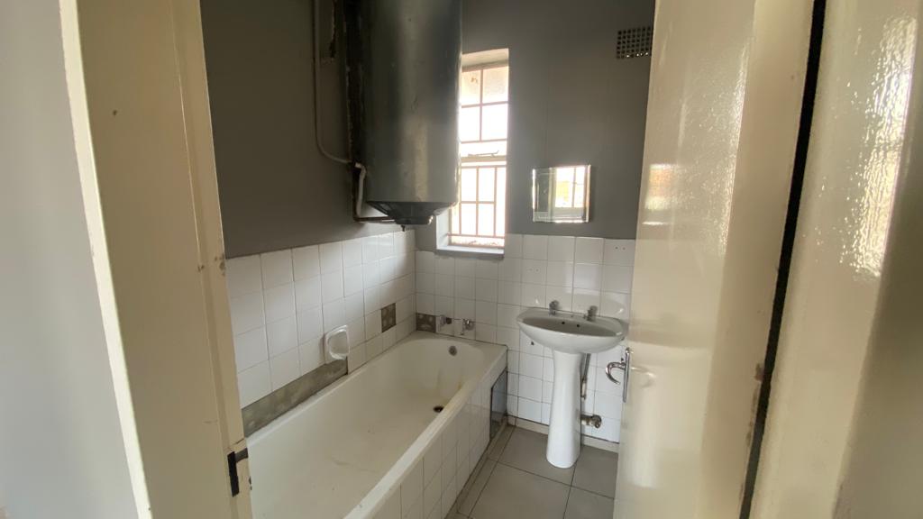 1 Bedroom Property for Sale in Benoni Central Gauteng