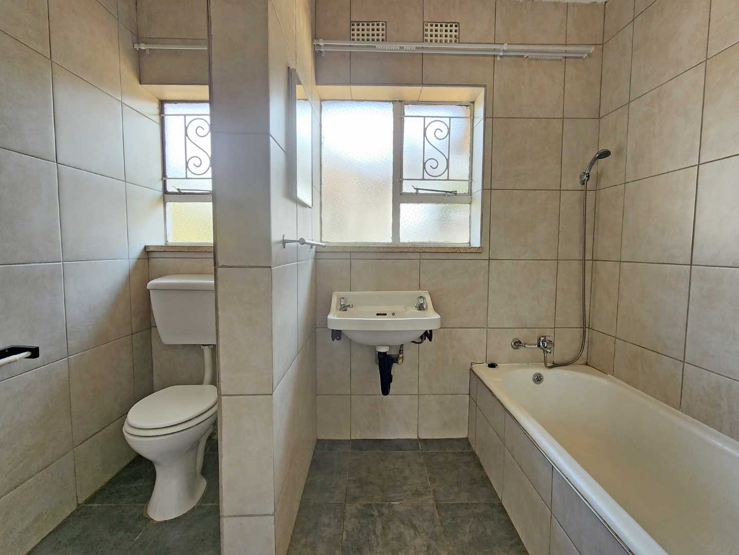 3 Bedroom Property for Sale in Verwoerdpark Gauteng