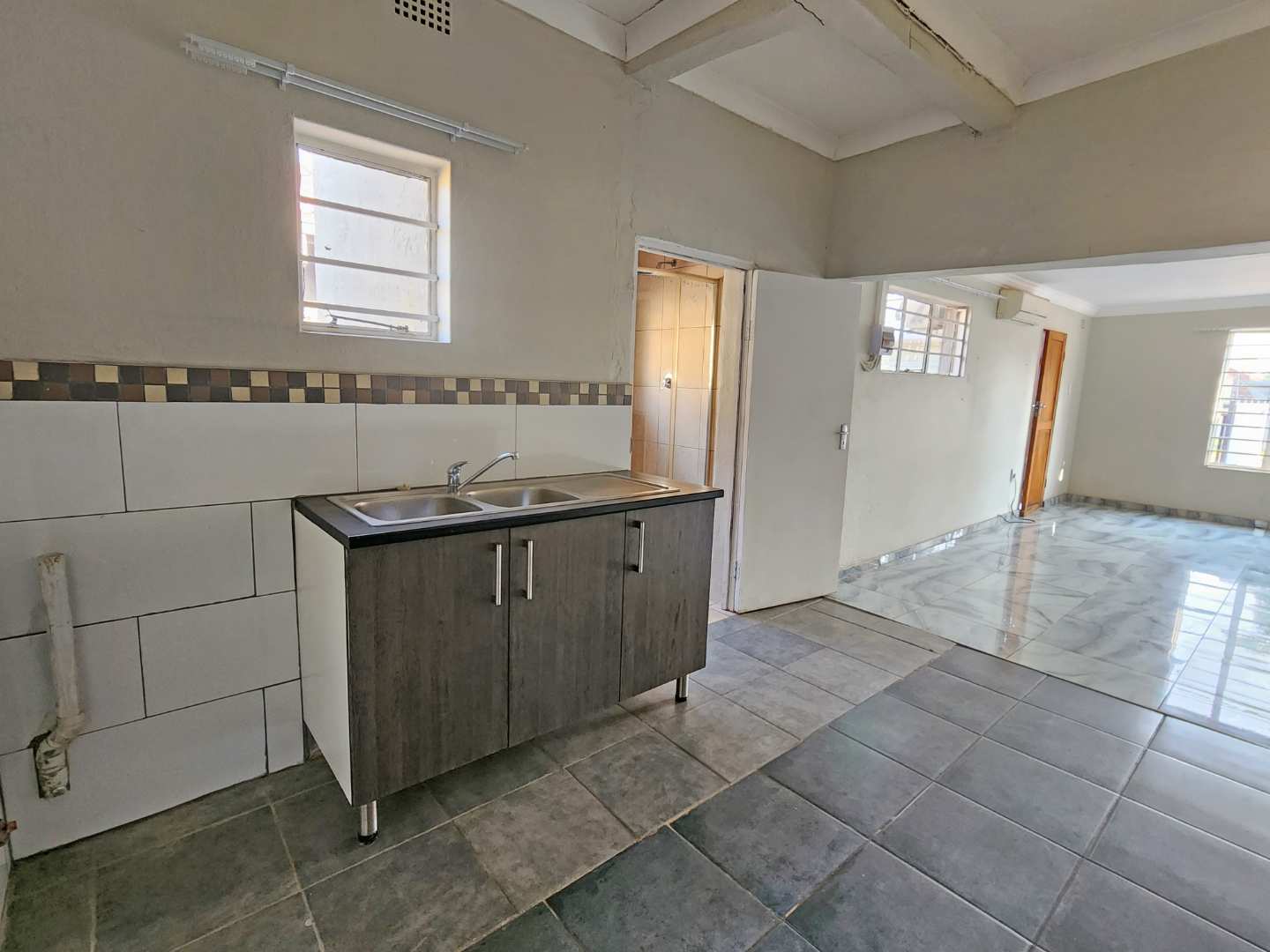 3 Bedroom Property for Sale in Verwoerdpark Gauteng