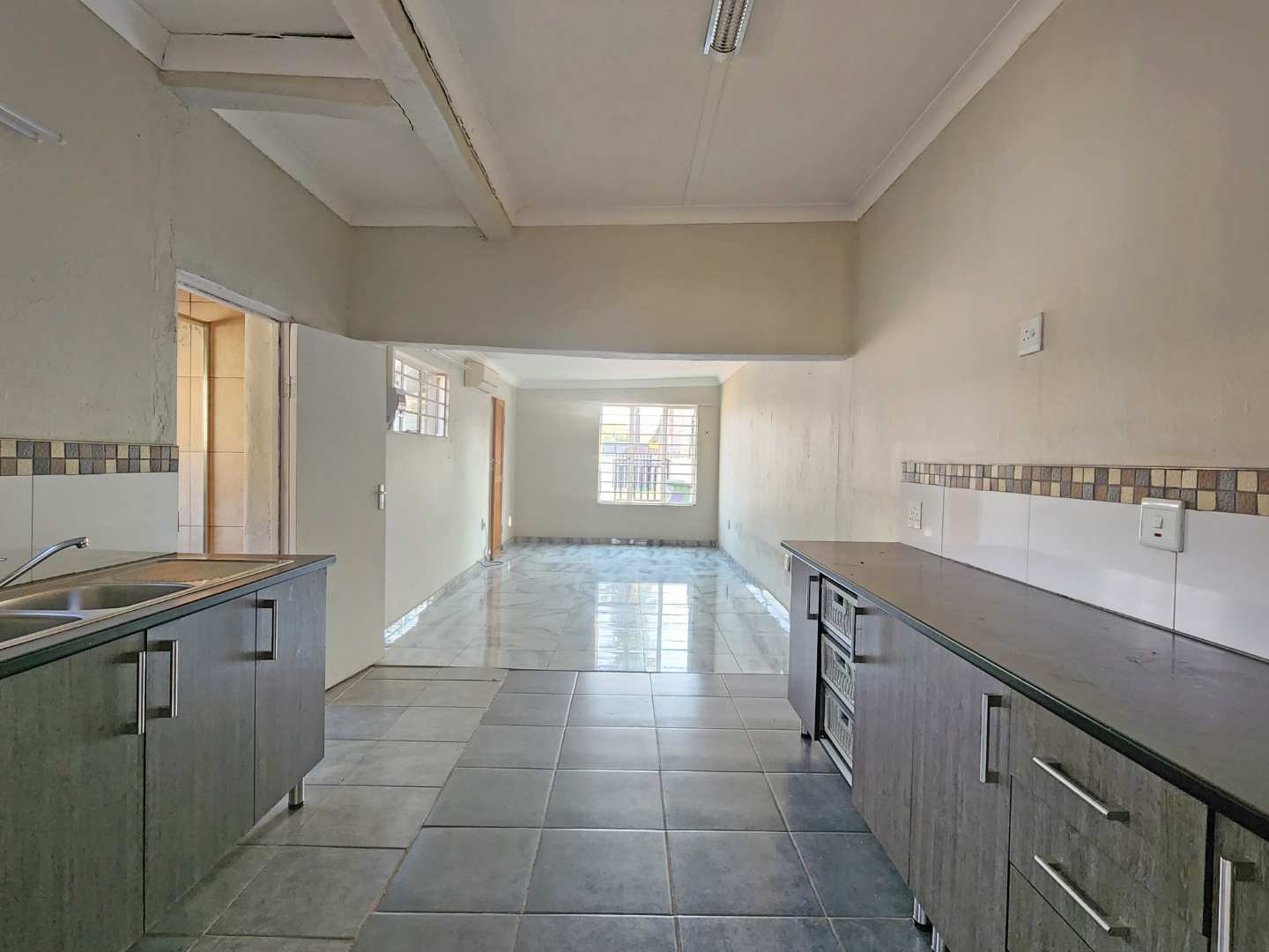 3 Bedroom Property for Sale in Verwoerdpark Gauteng