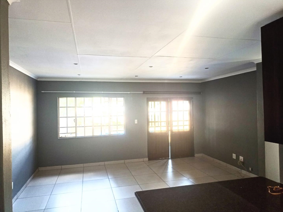 To Let 3 Bedroom Property for Rent in Primrose Gauteng