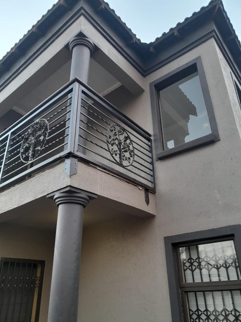 4 Bedroom Property for Sale in Mamelodi Buffer Zone Gauteng