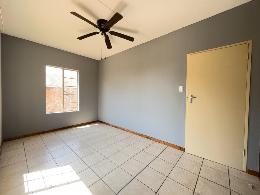 To Let 1 Bedroom Property for Rent in Tijger Valley Gauteng