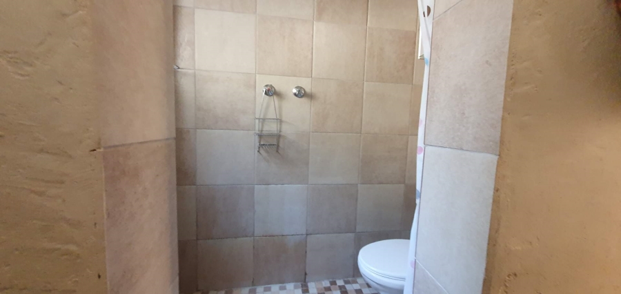 To Let 1 Bedroom Property for Rent in Blairgowrie Gauteng