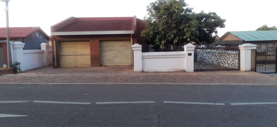 3 Bedroom Property for Sale in Soshanguve L Gauteng