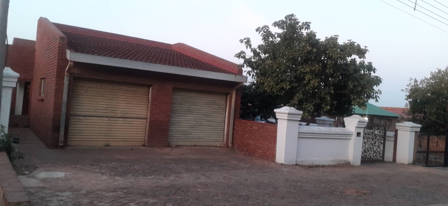 3 Bedroom Property for Sale in Soshanguve L Gauteng