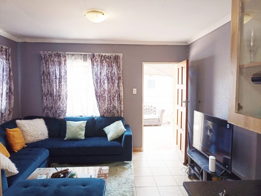 3 Bedroom Property for Sale in Albertsdal Gauteng