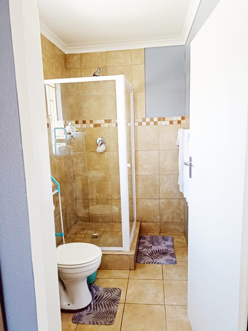 3 Bedroom Property for Sale in Albertsdal Gauteng