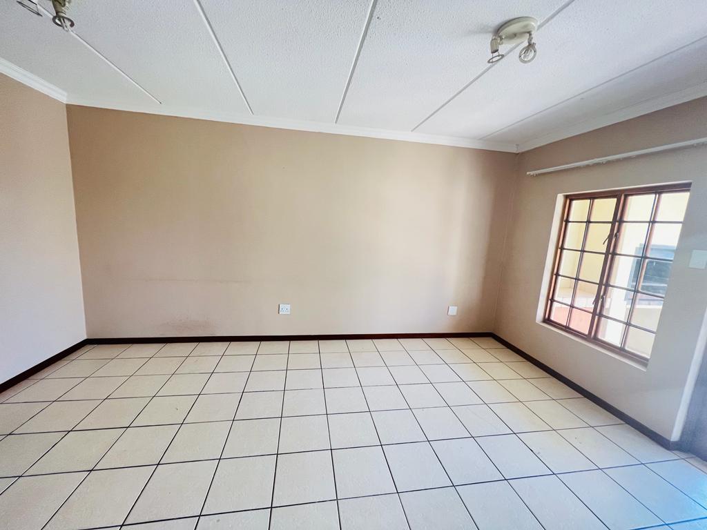 2 Bedroom Property for Sale in Heatherdale Gauteng