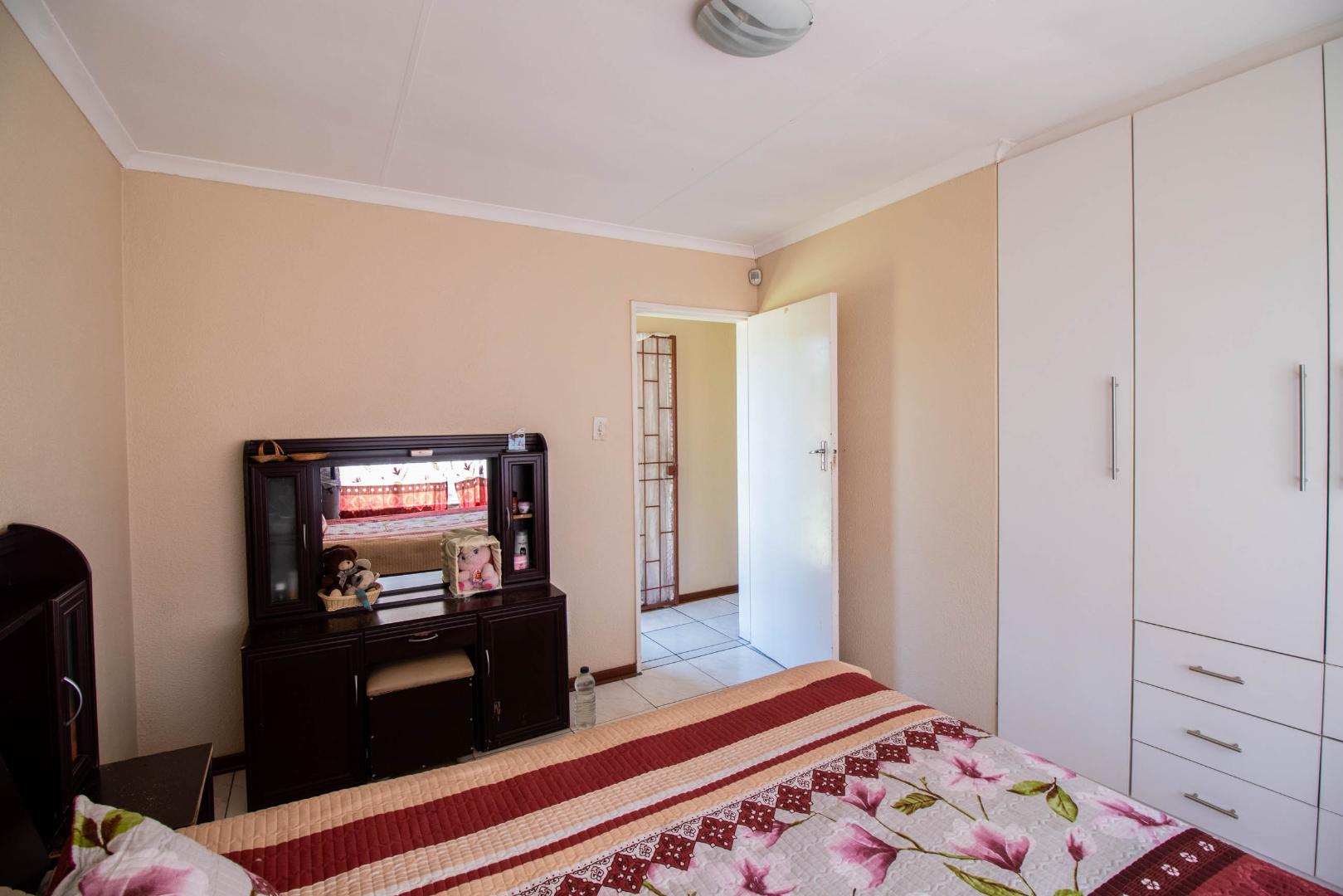 3 Bedroom Property for Sale in Bakerton Gauteng