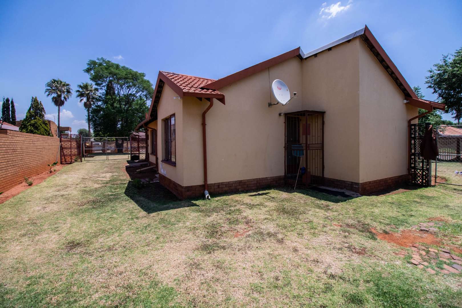 3 Bedroom Property for Sale in Bakerton Gauteng