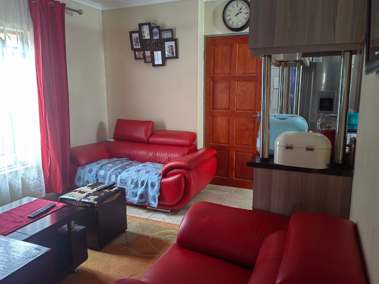 2 Bedroom Property for Sale in Clayville Gauteng