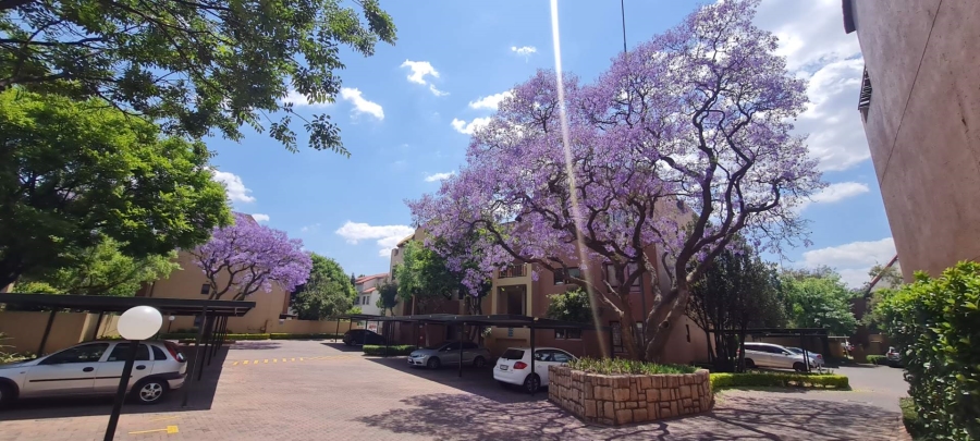 1 Bedroom Property for Sale in Pineslopes Gauteng