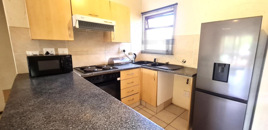 1 Bedroom Property for Sale in Pineslopes Gauteng